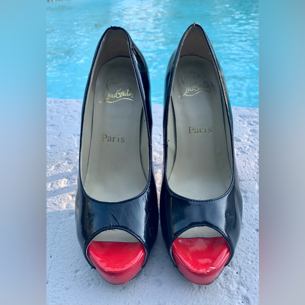 Christian Laboutain classic heels!